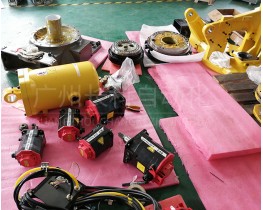 發(fā)那科機(jī)器人R-2000iC本體拆機(jī)件銷(xiāo)售：電機(jī)、減速器、平衡缸……